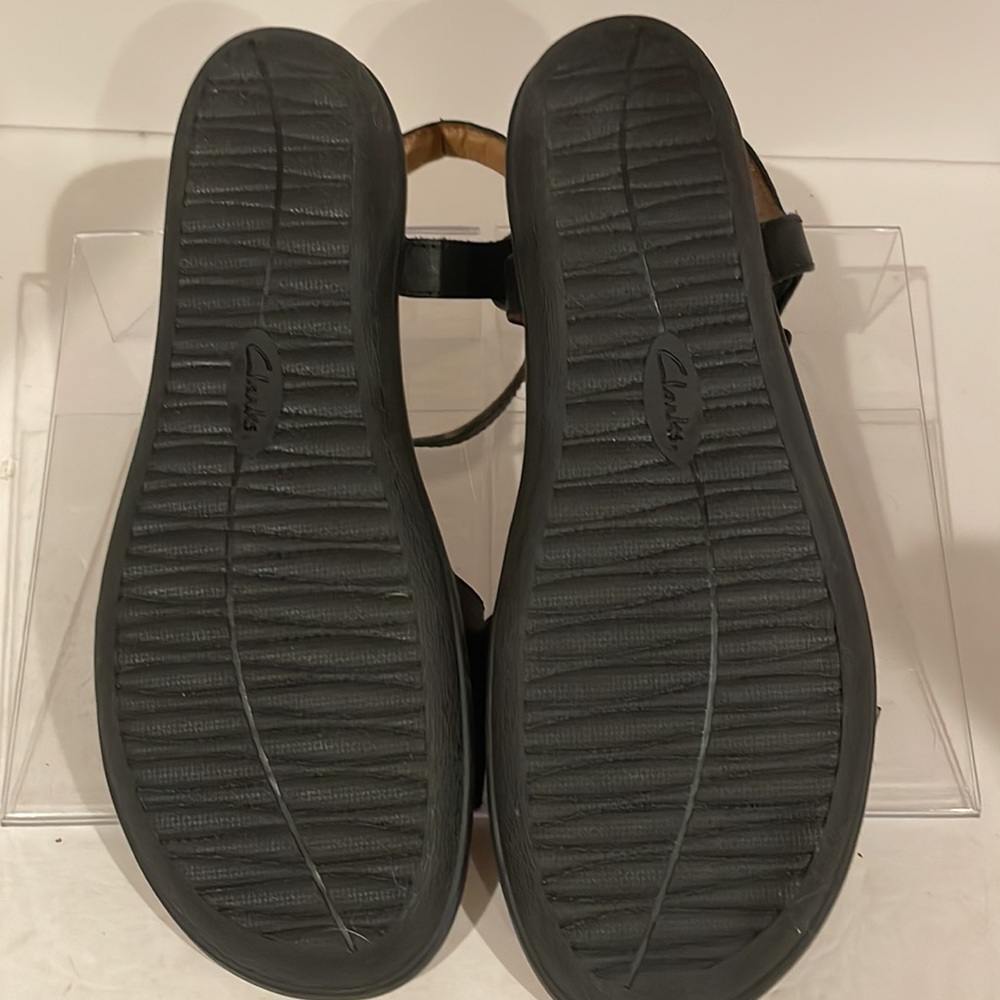 Clarks Cushion Soft Sandals - Picture 5 of 7